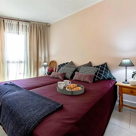Yomely Apartment