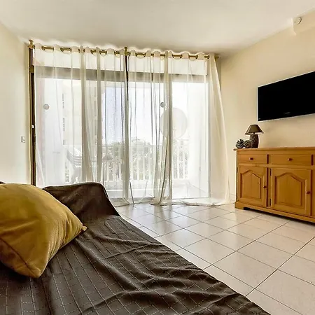 Yomely Apartment *