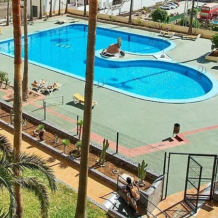 Yomely * Playa de las Americas (Tenerife)